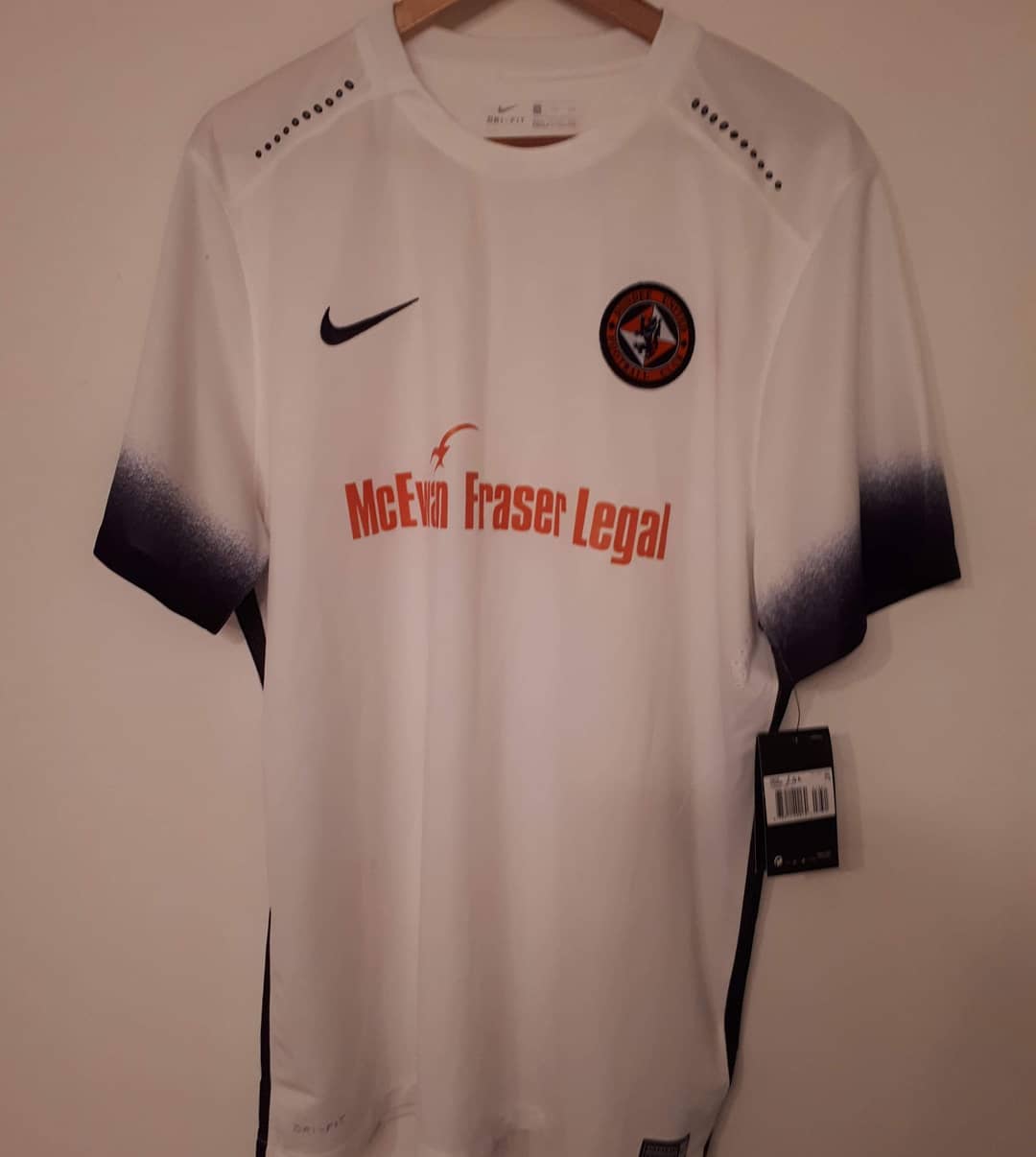 Dundee United Away 2016/2017 Football Shirt. Club Football Shirts.