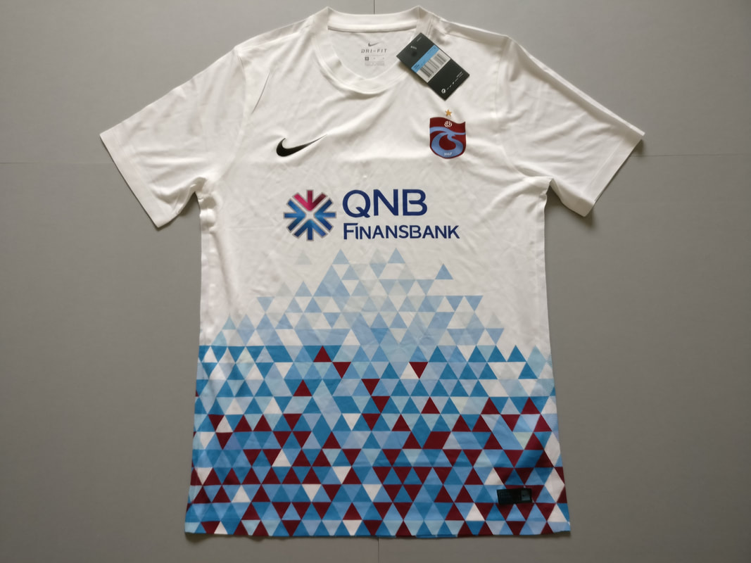 Trabzonspor Away 2017/2018 Football Shirt Manufactured By Nike. The Club Plays Football In Turkey.