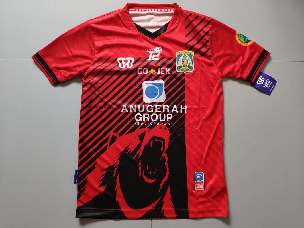 Persiba Balikpapan Away 2017 Football Shirt Manufactured By MBB. The Club Plays Football In Indonesia. 