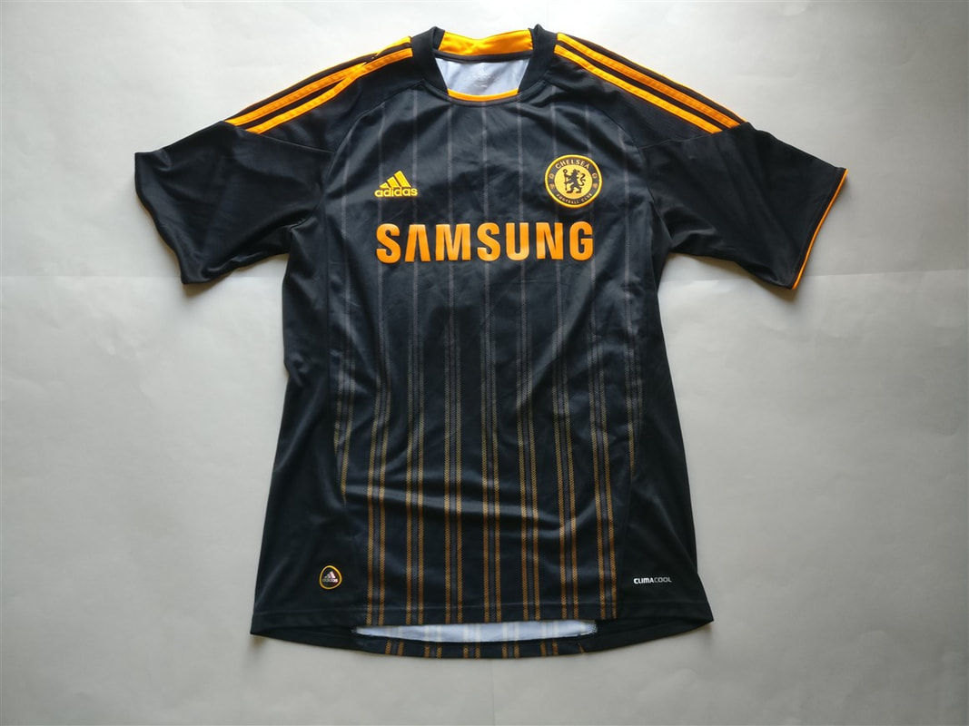 Chelsea F.C. Away 2010/2011 Football Shirt Manufactured By Adidas. The Shirt Is Sponsored By Samsung.