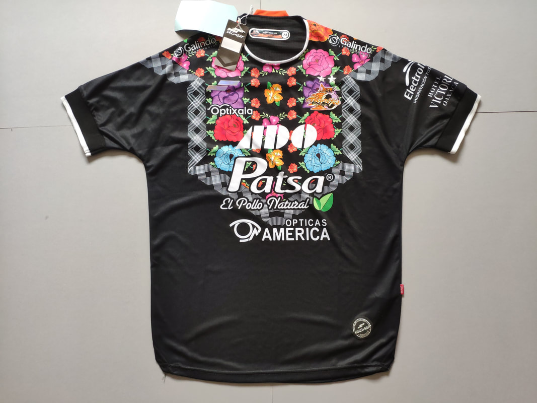 Alebrijes de Oaxaca Home 2020/2021 Football Shirt Manufactured By Silver Sport. The Club Plays Football In Mexico.