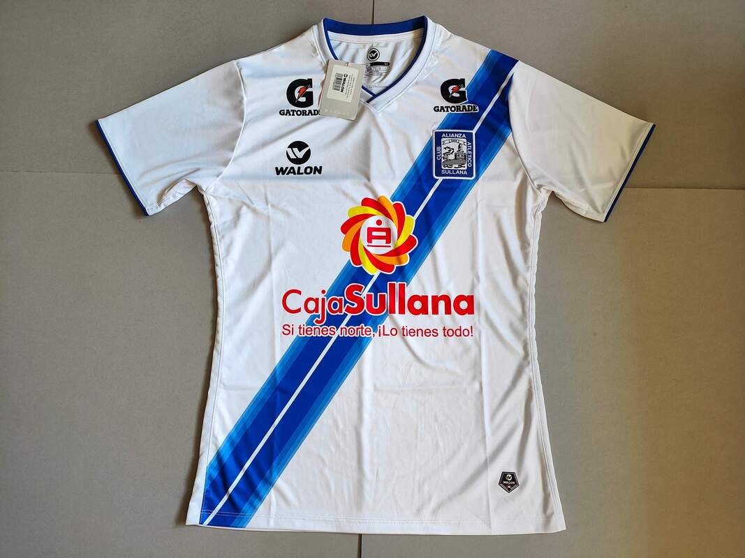 Alianza Atlético de Sullana Home 2021 Football Shirt Manufactured By Walon. The Club Plays Football In Peru.