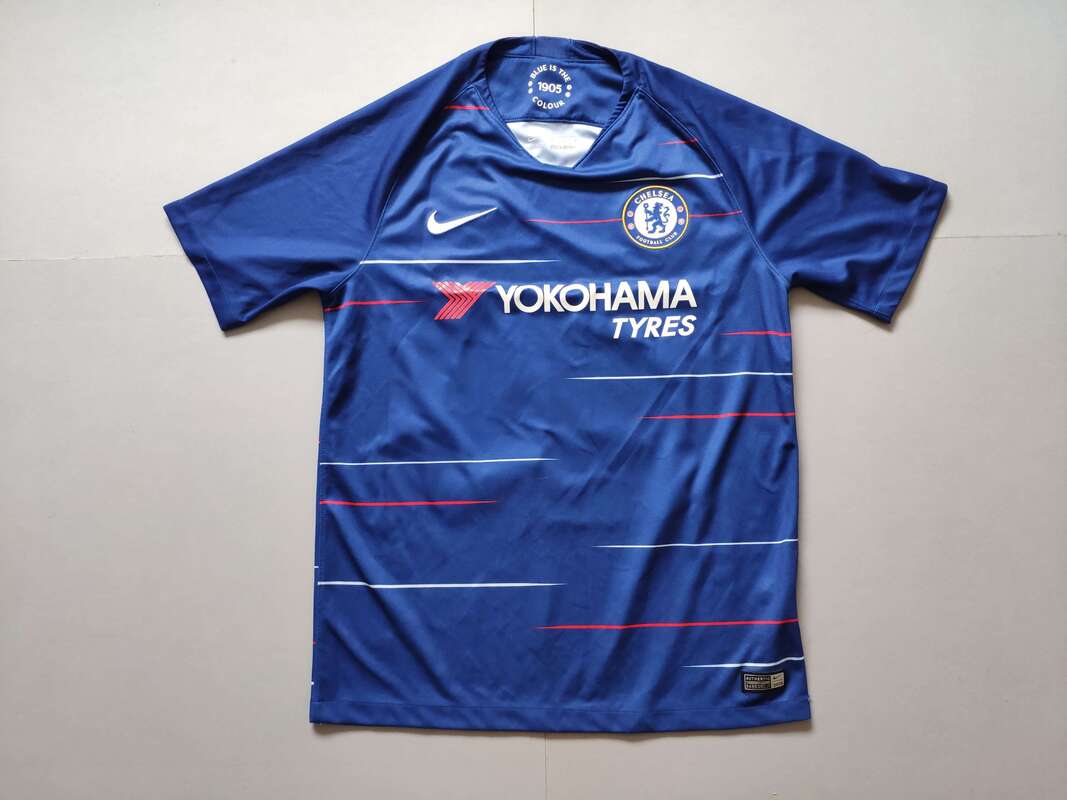 Chelsea F.C. Home 2018/2019 Football Shirt Manufactured By Nike. The Club Plays Football In England.