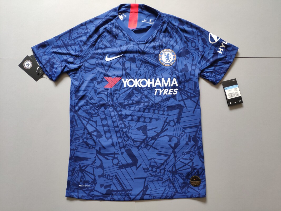 Chelsea F.C. Home 2019/2020 Football Shirt Manufactured By Nike. The Club Plays Football In England.