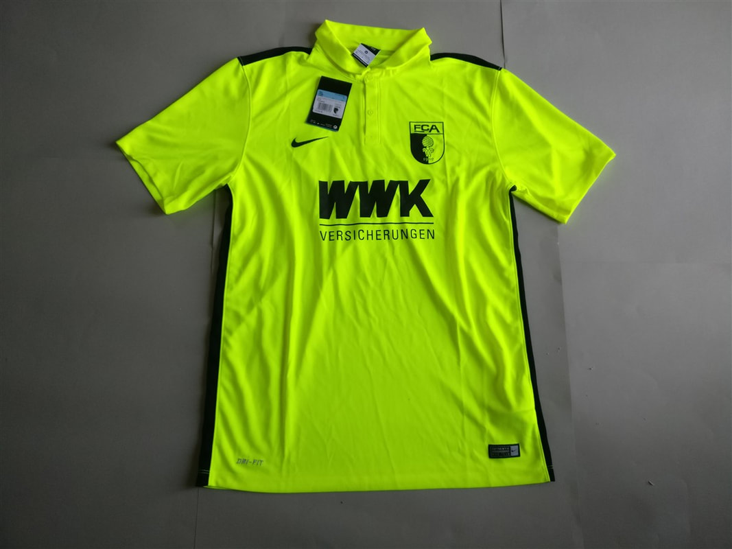 6. Fußball-Club Augsburg 1907 e. V. Third 2016/2017 shirt. BNWT. Medium. Club football shirts