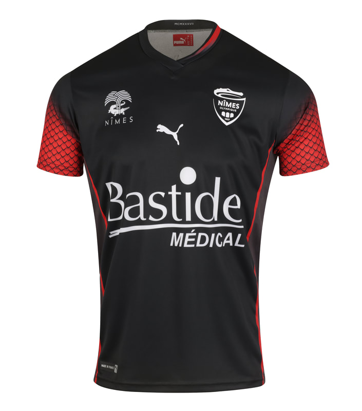Nîmes​​​​​​ Third 2020/2021 Football Shirt Manufactured By Puma. The Club Plays Football In France.