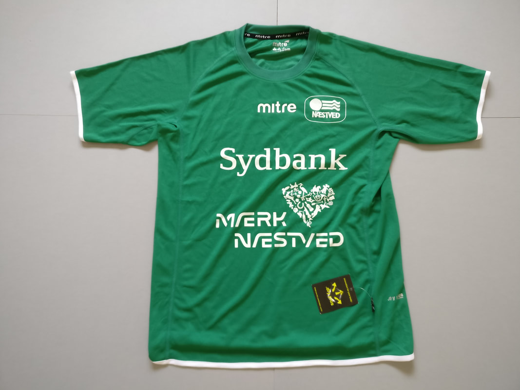 Næstved BK Home 2014/2015 Football Shirt Manufactured By Mitre. The Team Plays Football In Denmark.