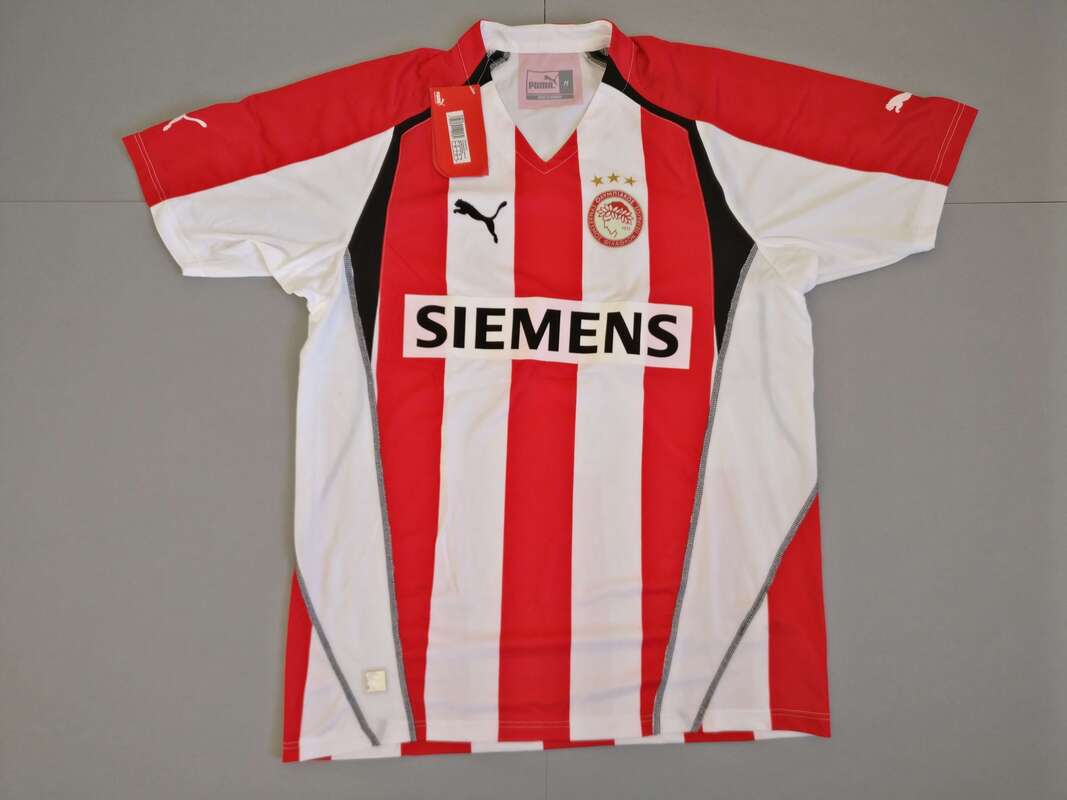Olympiacos C.F.P Home 2005/2006 Football Shirt Manufactured By Puma. The Club Plays Football In Greece,