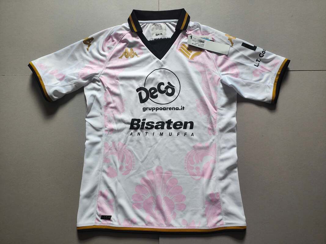 Palermo F.C Third 2022/2023 Football Shirt Manufactured By Kappa. The Club Plays Football In Italy.