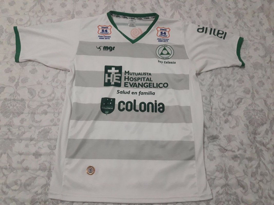 Club Plaza Colonia de Deportes Home 2015/2016 Shirt. Club Football Shirts.