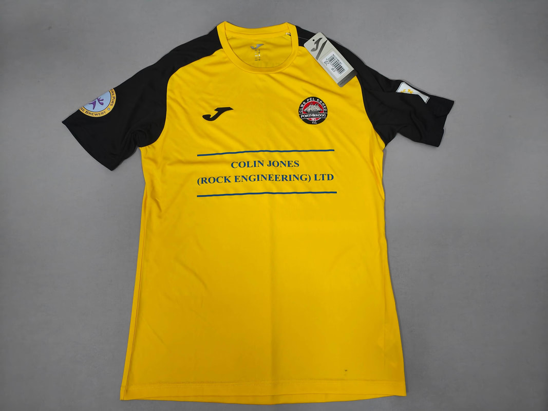 Porthmadog F.C Away 2021/2022 Football Shirt Manufactured By Joma. The Club Plays Football In Wales.