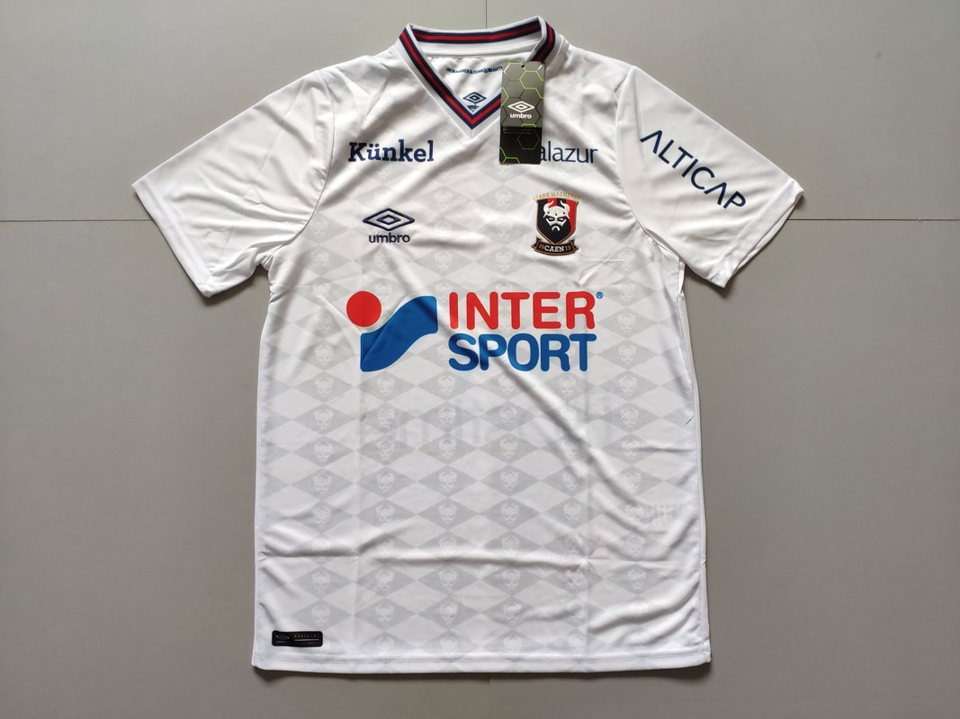Stade Malherbe Caen Away 2018/2019 Football Shirt Manufactured By Umbro. The Club Plays Football ln France.