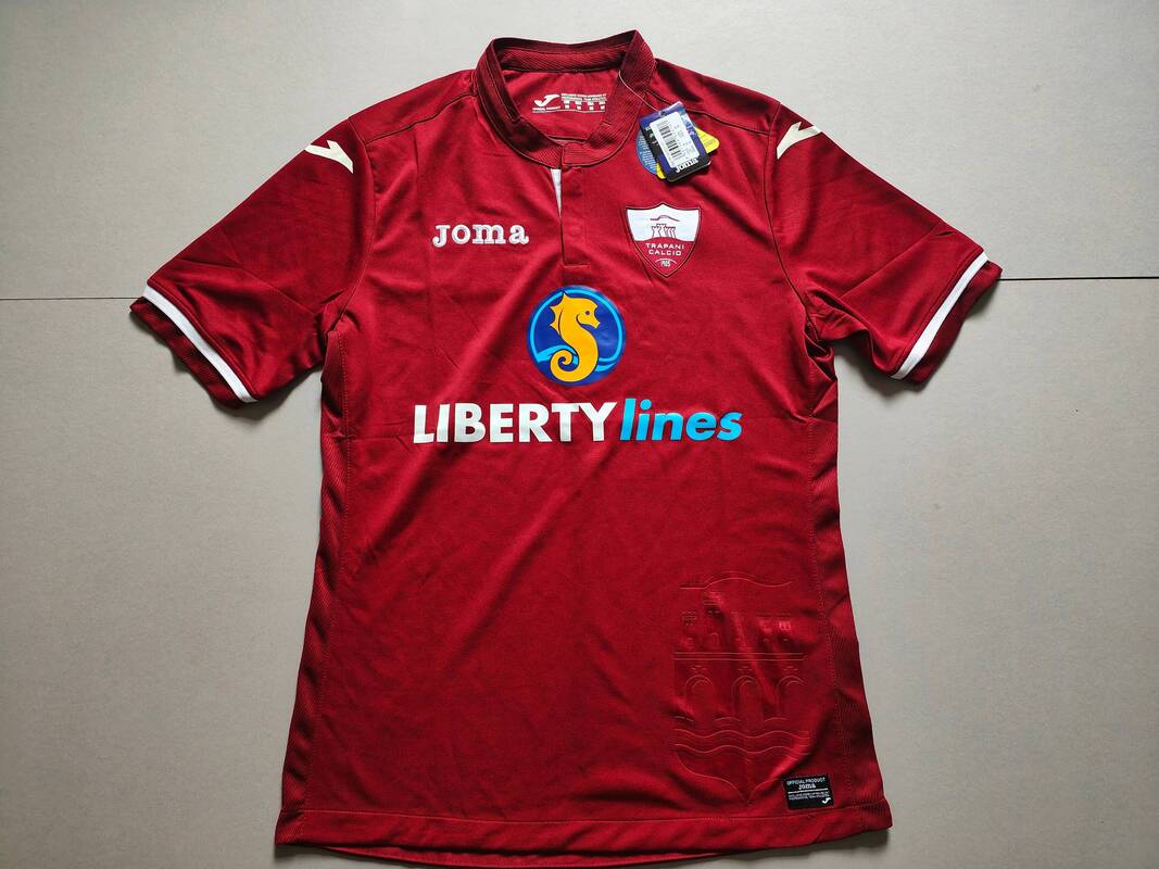Trapani Calcio Srl Home 2017/2018 Football Shirt Manufactured By Joma. The Club Plays Football In Italy.