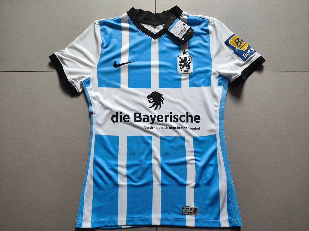 TSV 1860 Munich Home 2021/2022 Football Shirt Manufactured By Nike. The Club Plays Football In Germany.